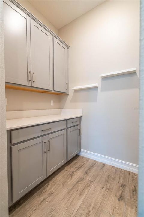 En Venta: $539,500 (4 camas, 3 baños, 2453 Pies cuadrados)