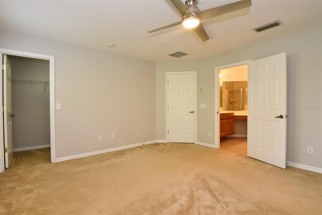 出租: $2,150 (3 贝兹, 2 浴室, 1573 平方英尺)