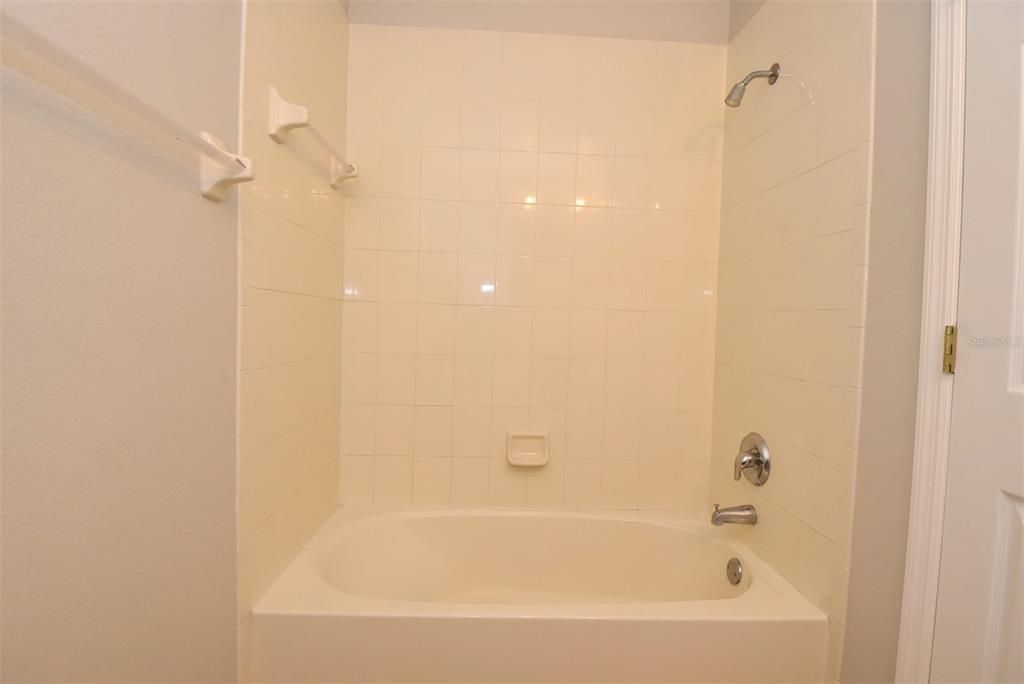 出租: $2,150 (3 贝兹, 2 浴室, 1573 平方英尺)