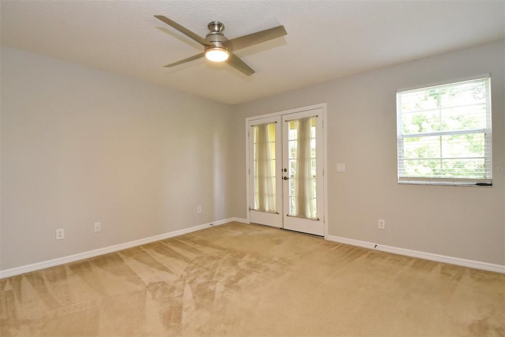 出租: $2,150 (3 贝兹, 2 浴室, 1573 平方英尺)