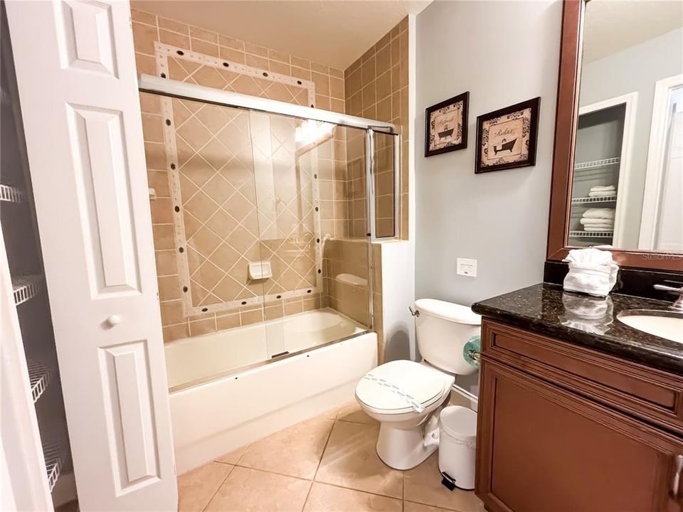 For Sale: $327,500 (3 beds, 2 baths, 1419 Square Feet)