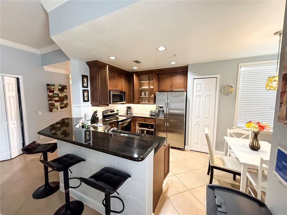 For Sale: $327,500 (3 beds, 2 baths, 1419 Square Feet)