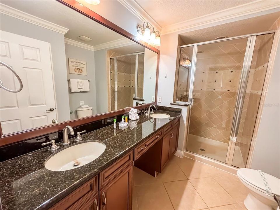 For Sale: $327,500 (3 beds, 2 baths, 1419 Square Feet)