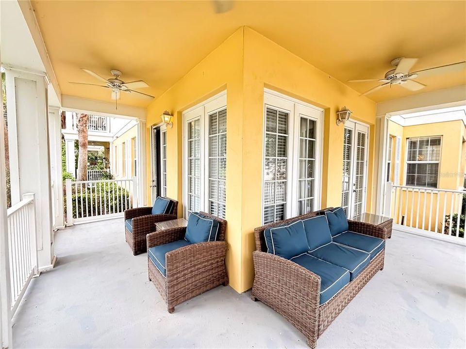 For Sale: $327,500 (3 beds, 2 baths, 1419 Square Feet)