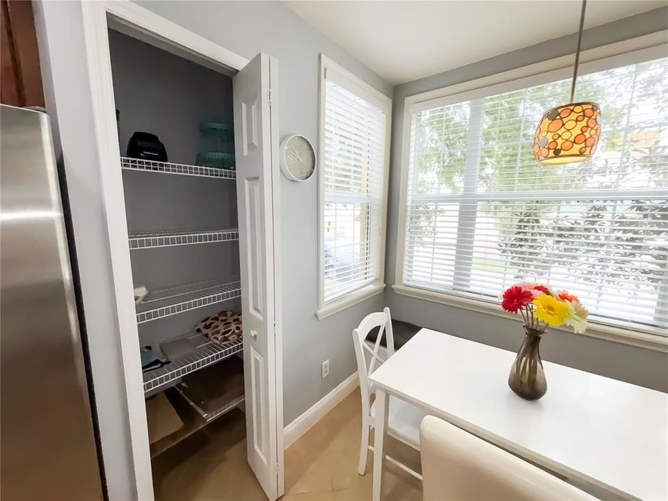 For Sale: $327,500 (3 beds, 2 baths, 1419 Square Feet)