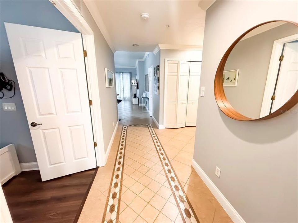 For Sale: $327,500 (3 beds, 2 baths, 1419 Square Feet)