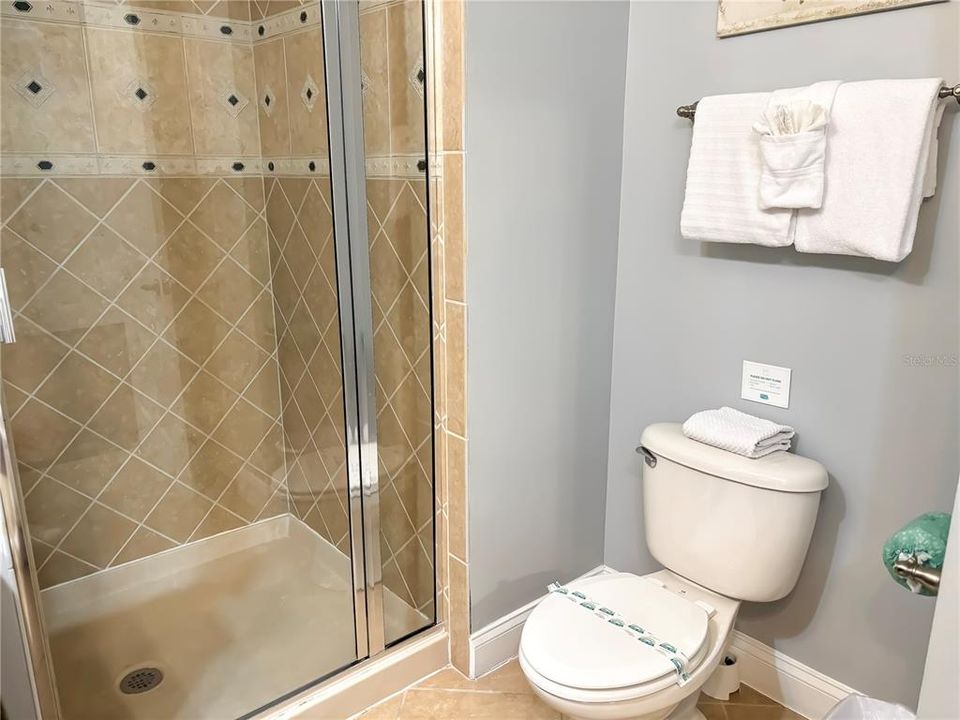 For Sale: $327,500 (3 beds, 2 baths, 1419 Square Feet)