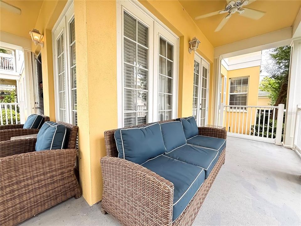 For Sale: $327,500 (3 beds, 2 baths, 1419 Square Feet)