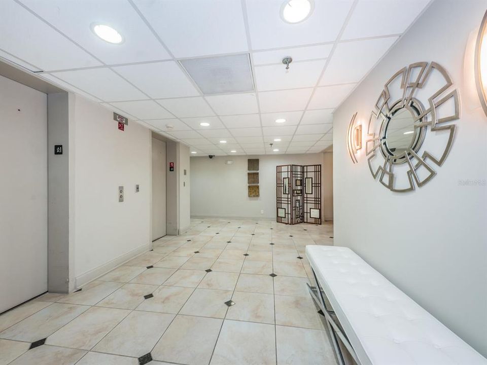 待售: $749,900 (2 贝兹, 2 浴室, 1385 平方英尺)