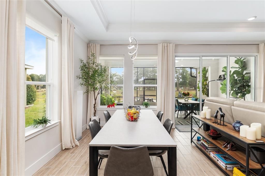 For Sale: $575,000 (3 beds, 2 baths, 1894 Square Feet)