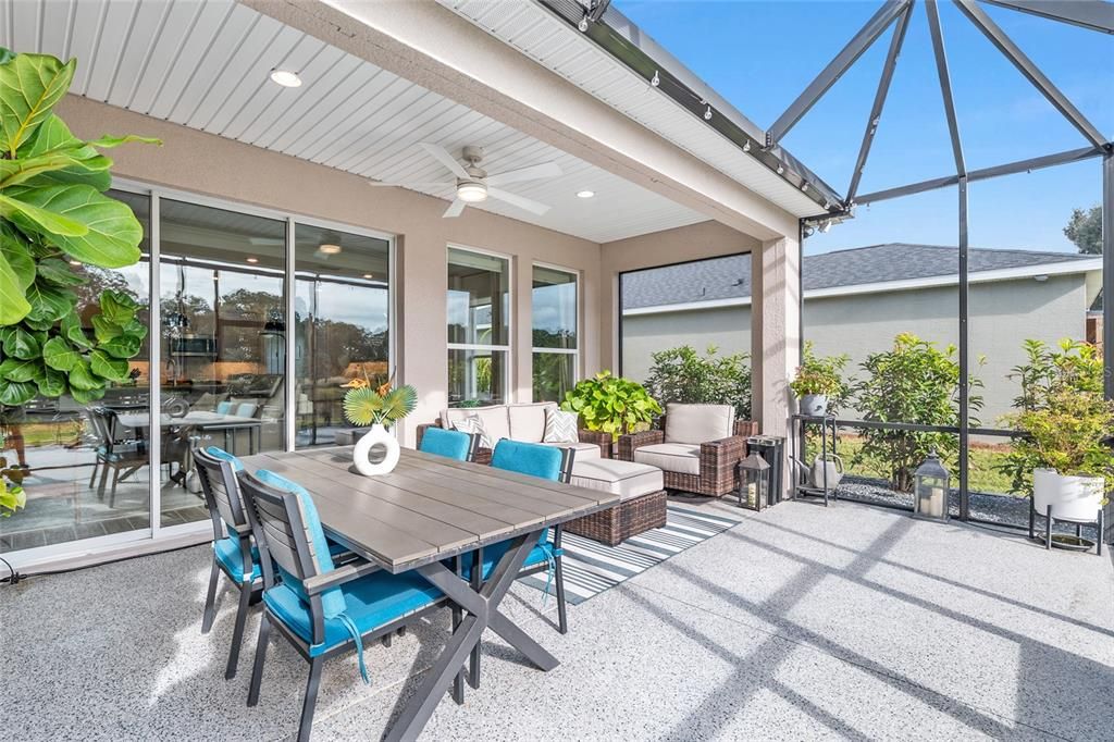 For Sale: $575,000 (3 beds, 2 baths, 1894 Square Feet)