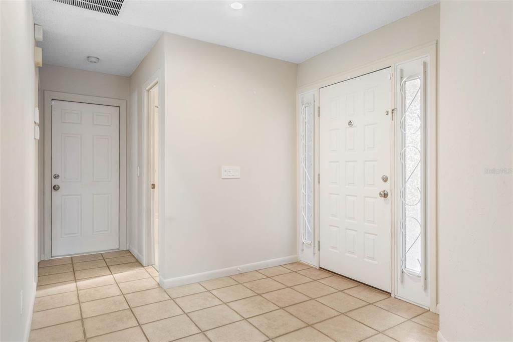 待售: $529,000 (2 贝兹, 3 浴室, 1807 平方英尺)