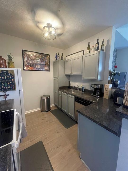 En Venta: $239,900 (2 camas, 2 baños, 1048 Pies cuadrados)