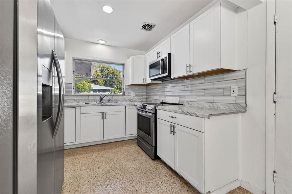 En Venta: $350,000 (2 camas, 1 baños, 1024 Pies cuadrados)