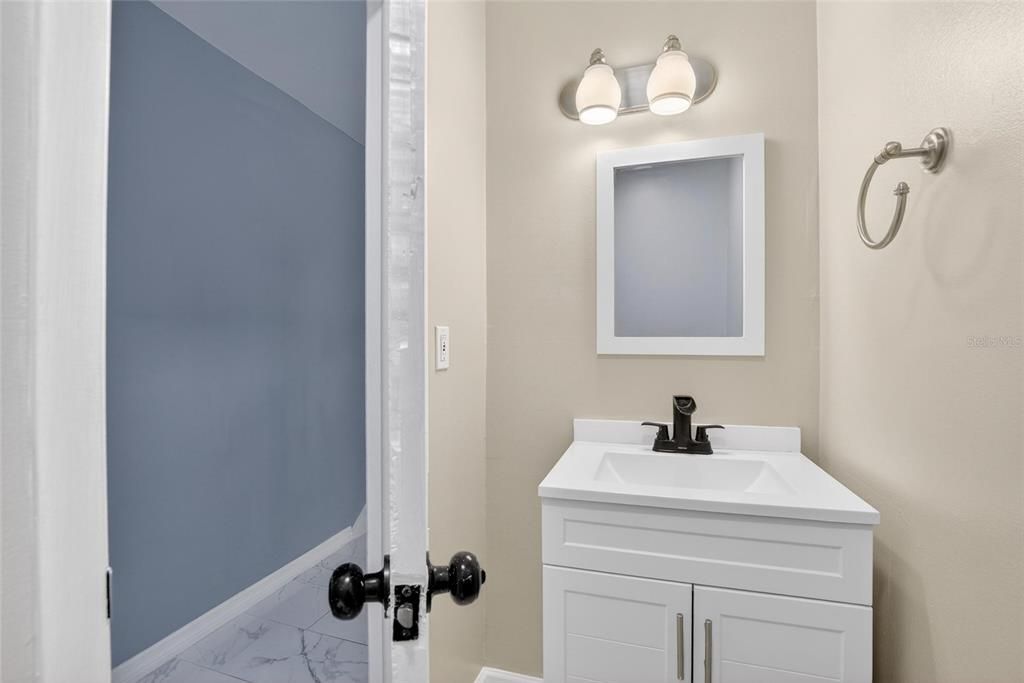 待售: $225,000 (3 贝兹, 2 浴室, 1588 平方英尺)