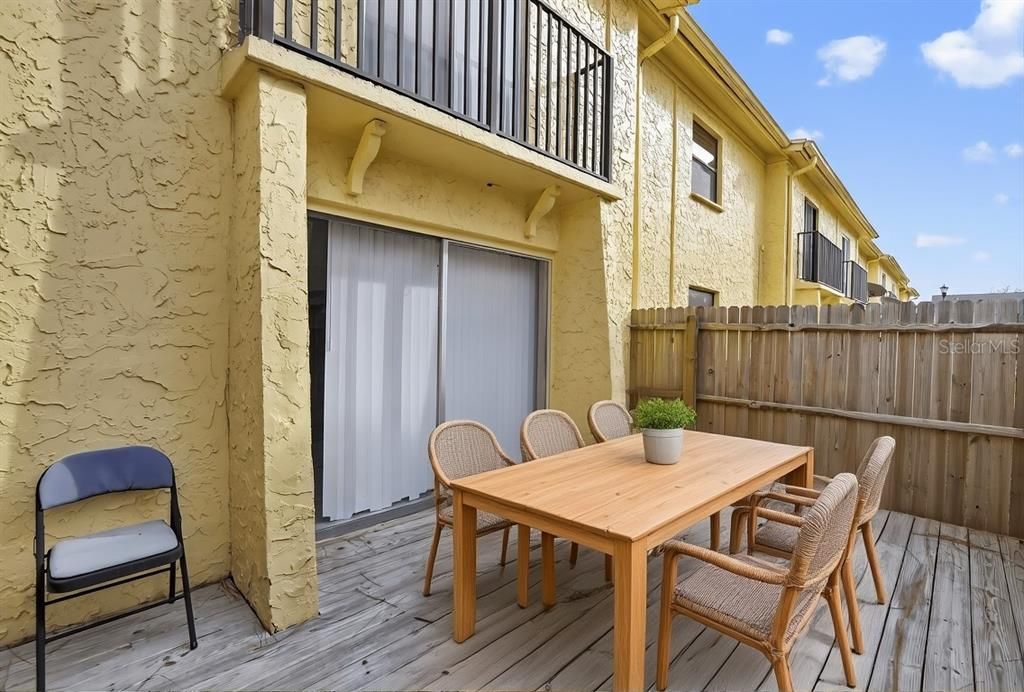 待售: $225,000 (3 贝兹, 2 浴室, 1588 平方英尺)