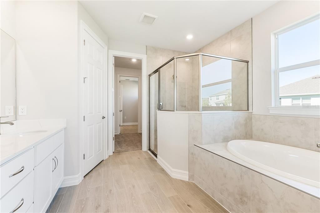 For Sale: $384,490 (3 beds, 2 baths, 2221 Square Feet)