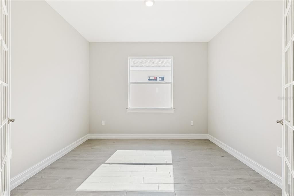 For Sale: $384,490 (3 beds, 2 baths, 2221 Square Feet)