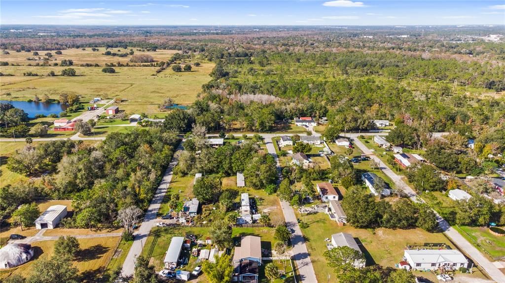 For Sale: $200,000 (3 beds, 2 baths, 1104 Square Feet)