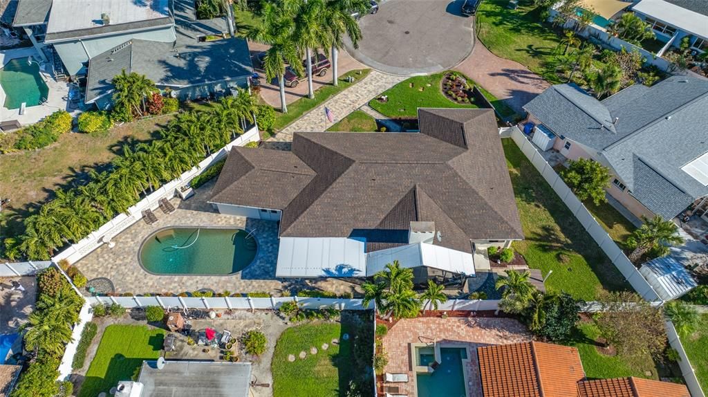 For Sale: $999,500 (4 beds, 2 baths, 2613 Square Feet)