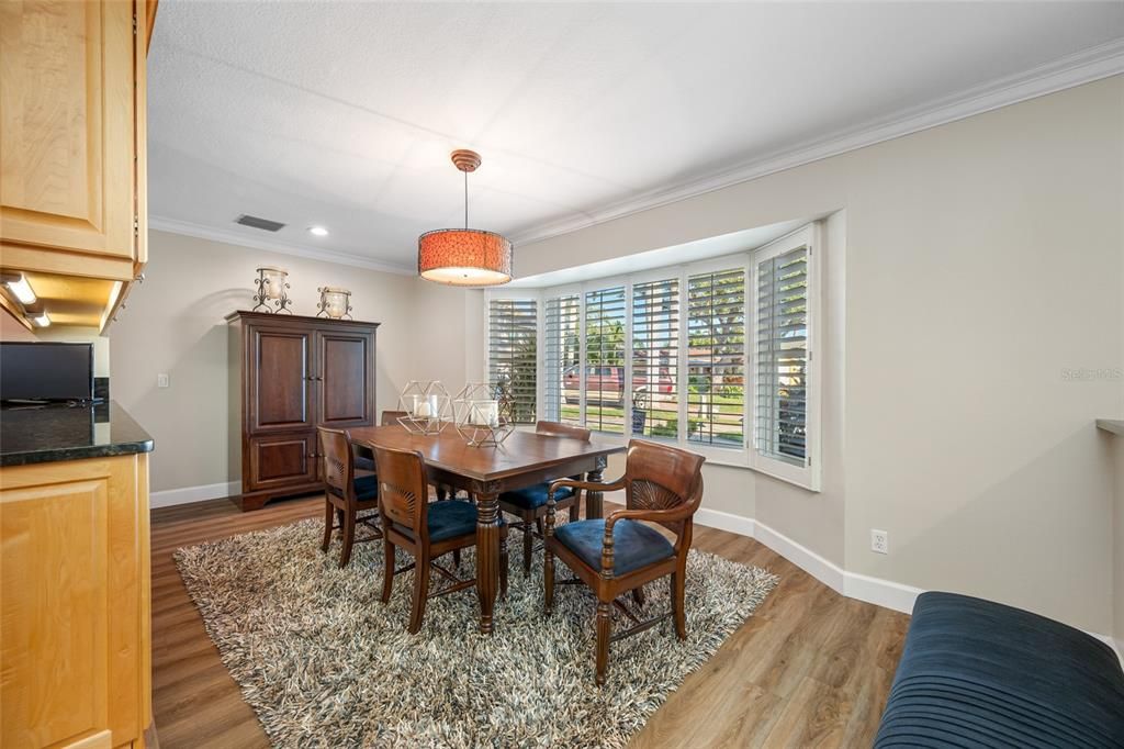 For Sale: $999,500 (4 beds, 2 baths, 2613 Square Feet)