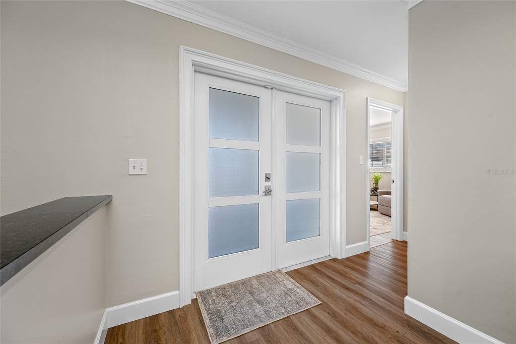 For Sale: $999,500 (4 beds, 2 baths, 2613 Square Feet)