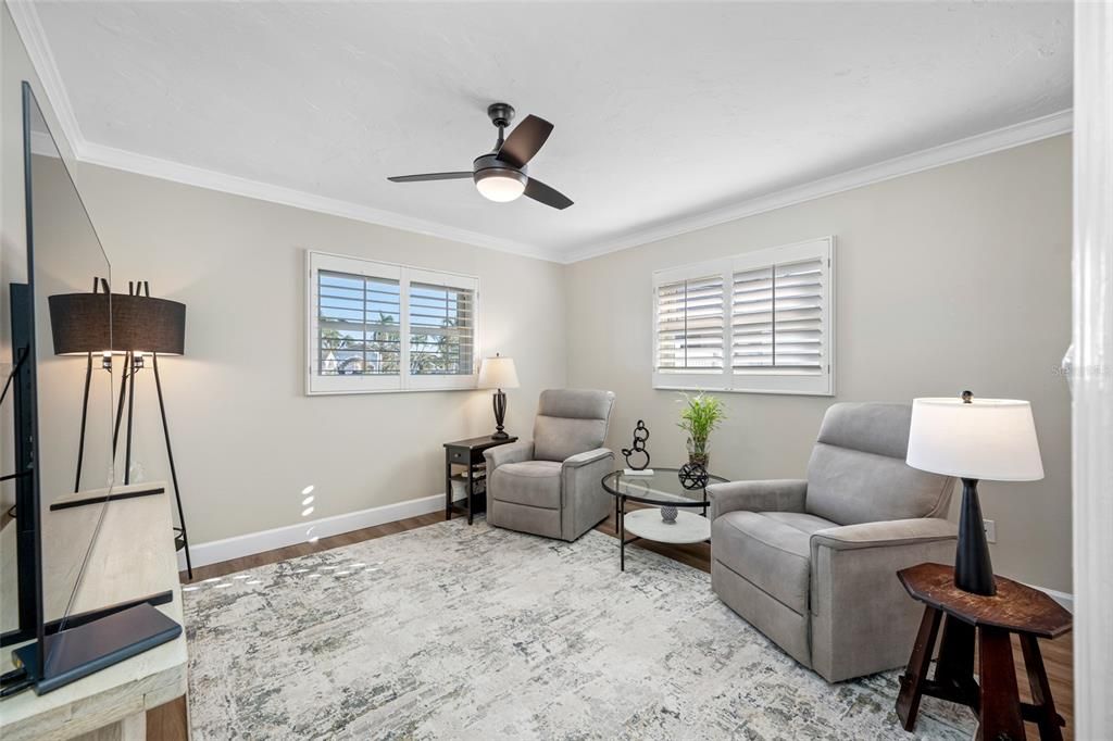 For Sale: $999,500 (4 beds, 2 baths, 2613 Square Feet)