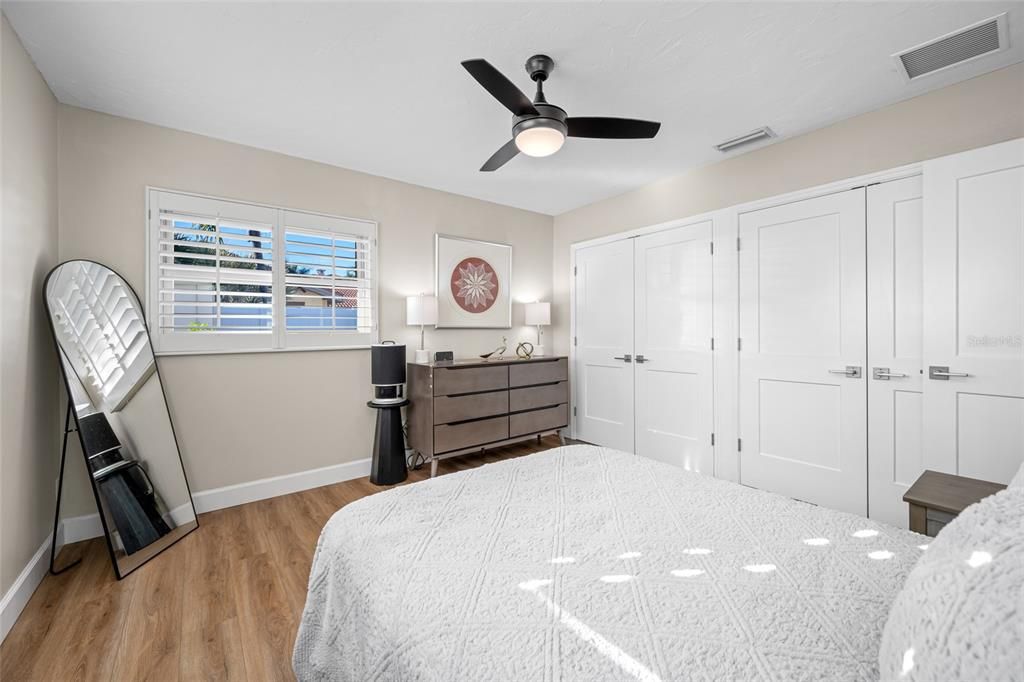 For Sale: $999,500 (4 beds, 2 baths, 2613 Square Feet)