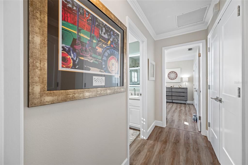 For Sale: $999,500 (4 beds, 2 baths, 2613 Square Feet)