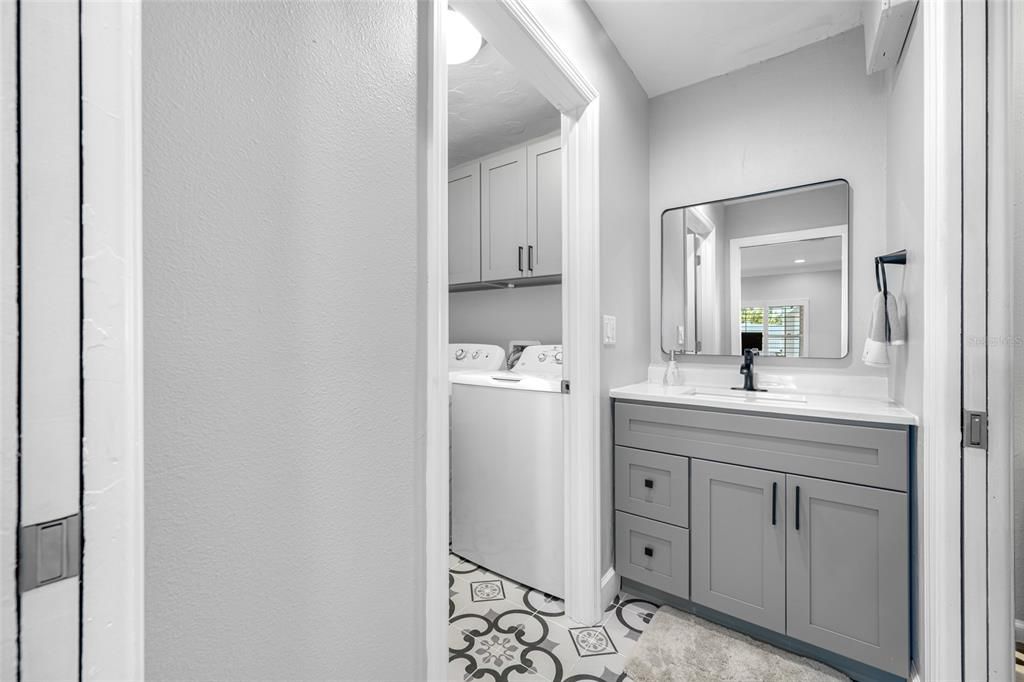 For Sale: $999,500 (4 beds, 2 baths, 2613 Square Feet)