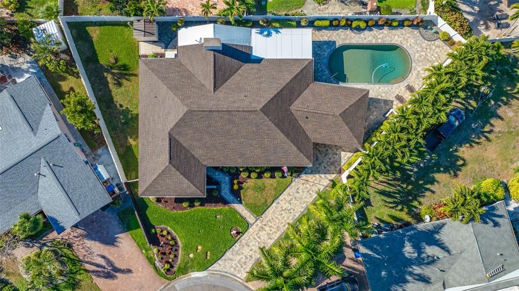 For Sale: $999,500 (4 beds, 2 baths, 2613 Square Feet)