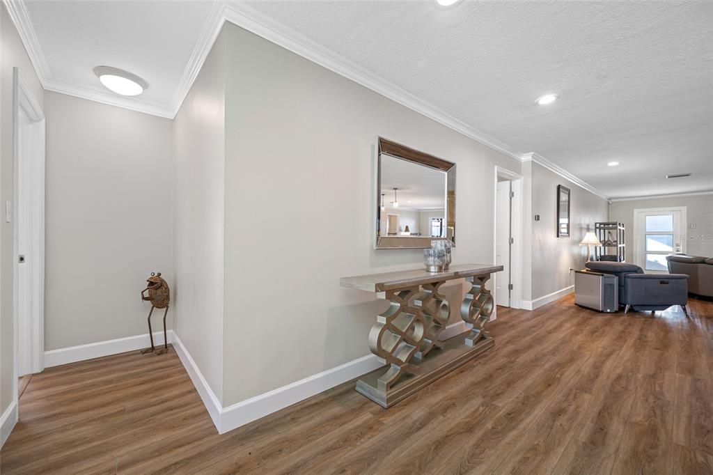 For Sale: $999,500 (4 beds, 2 baths, 2613 Square Feet)