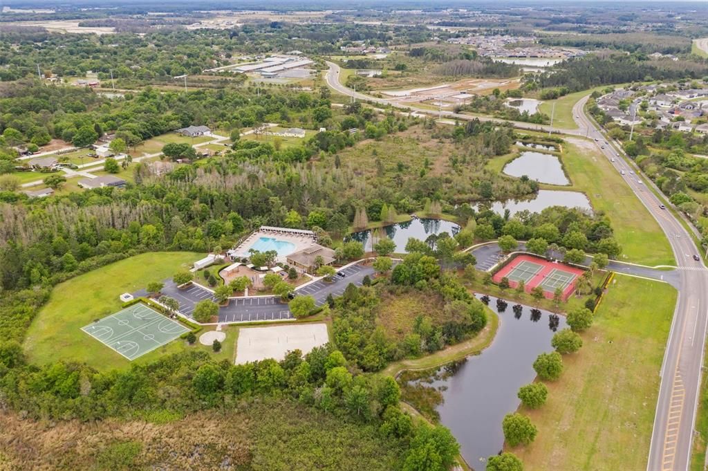 For Sale: $349,900 (2 beds, 2 baths, 1703 Square Feet)