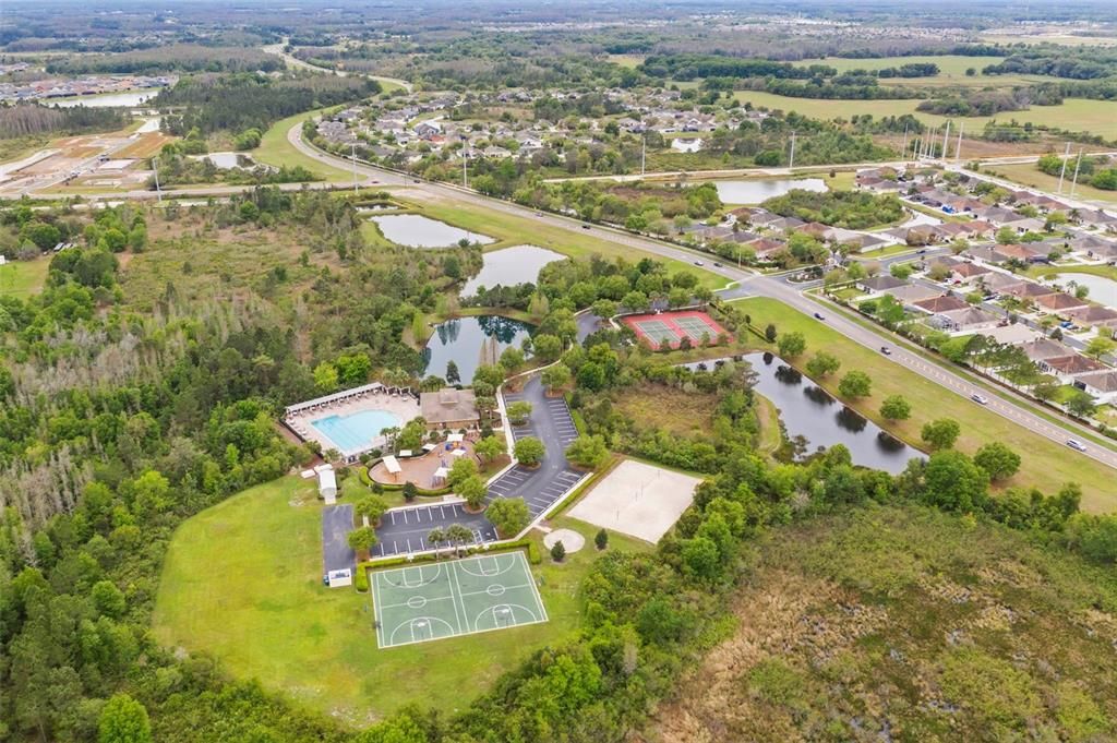 For Sale: $349,900 (2 beds, 2 baths, 1703 Square Feet)