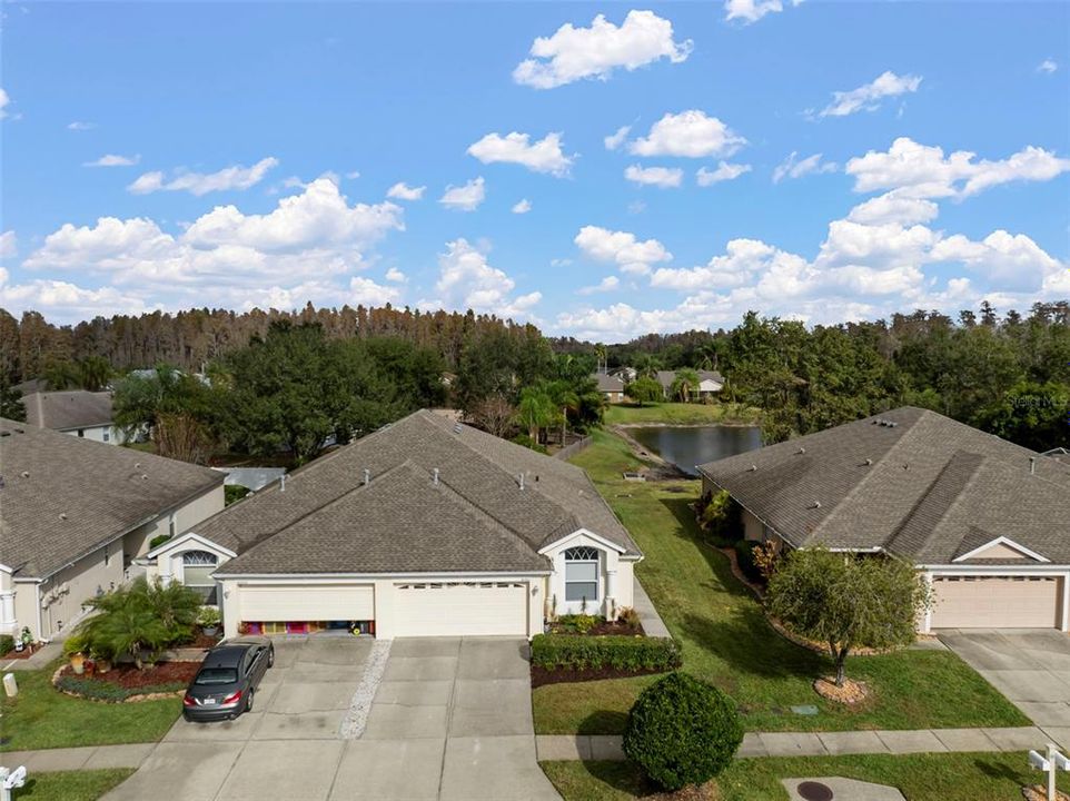 For Sale: $349,900 (2 beds, 2 baths, 1703 Square Feet)