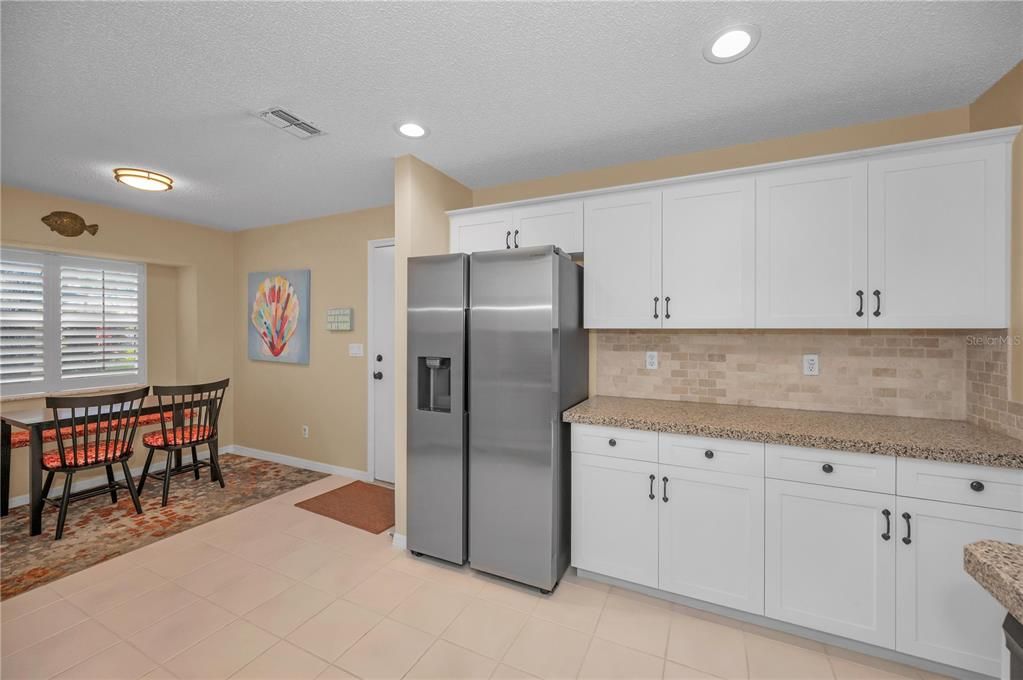 En Venta: $229,500 (2 camas, 2 baños, 1564 Pies cuadrados)