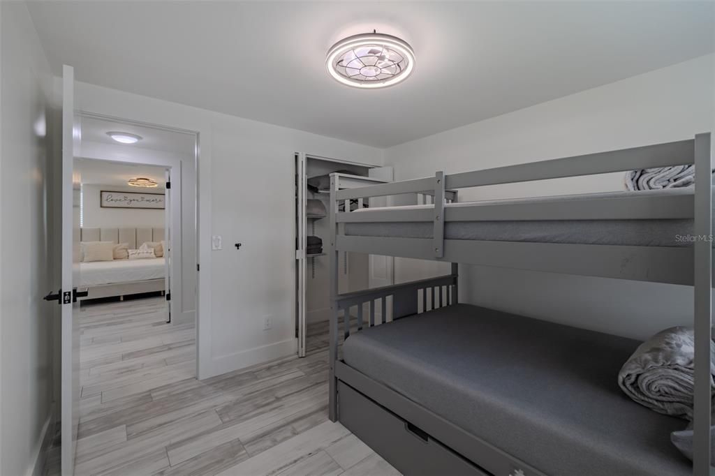 En Renta: $4,350 (4 camas, 3 baños, 1704 Pies cuadrados)