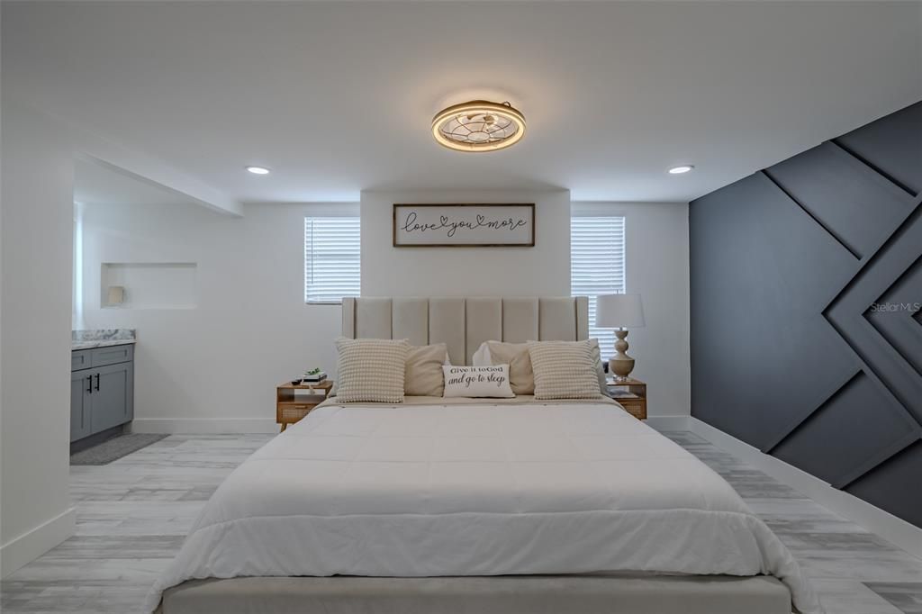 En Renta: $4,350 (4 camas, 3 baños, 1704 Pies cuadrados)