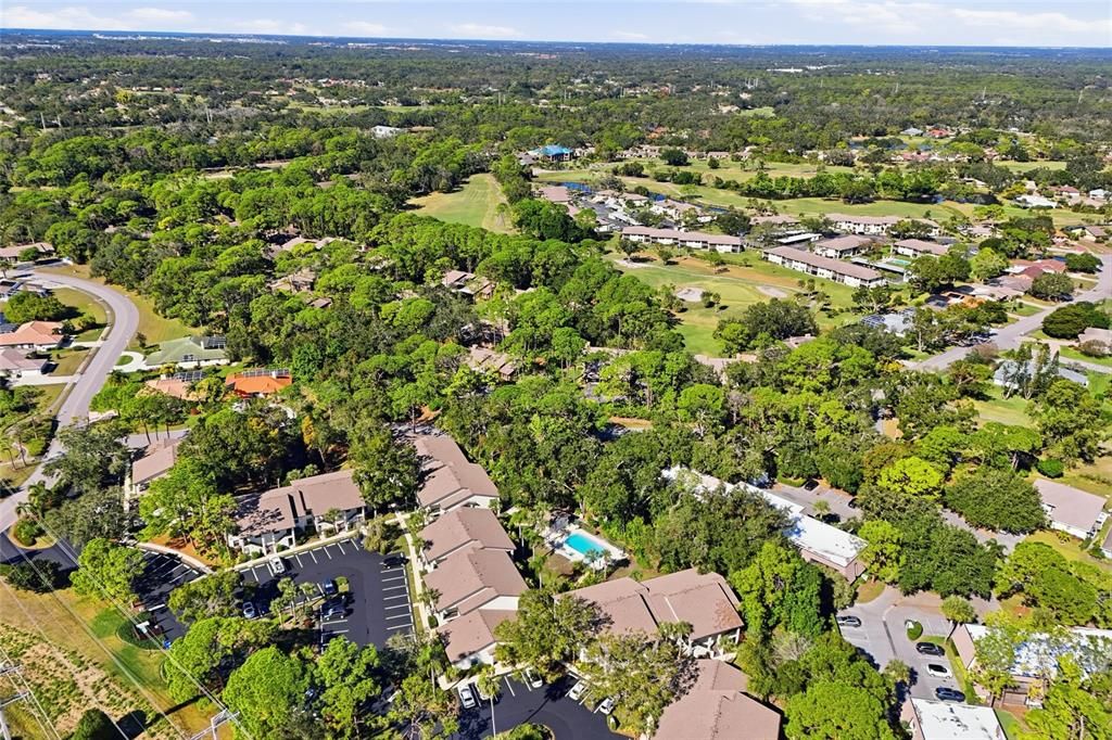 For Sale: $269,900 (2 beds, 2 baths, 1073 Square Feet)