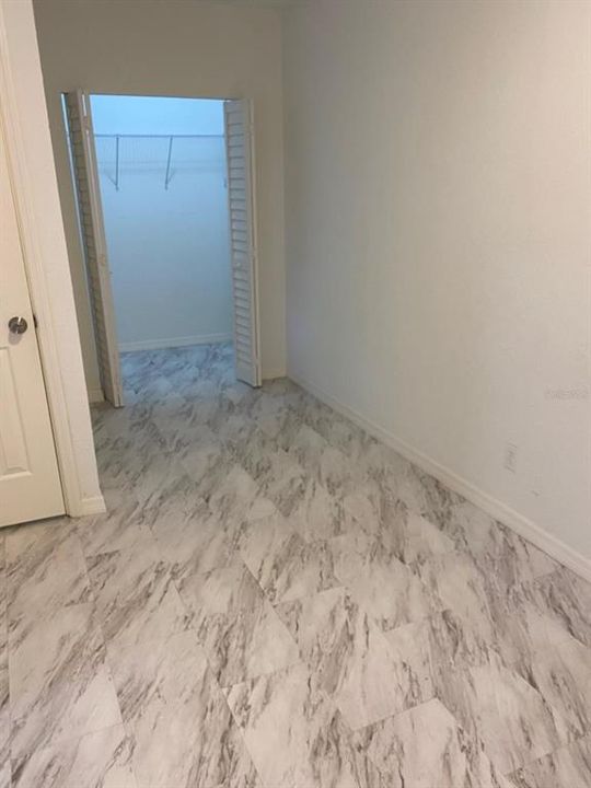 For Sale: $359,900 (3 beds, 3 baths, 2129 Square Feet)