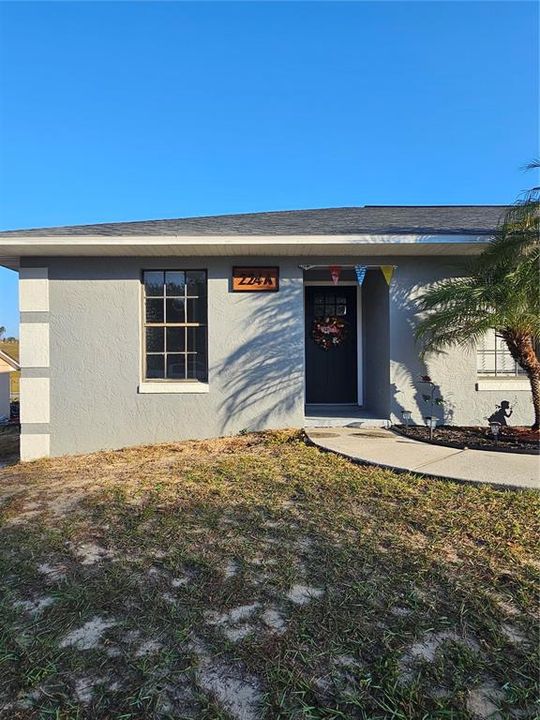 For Rent: $2,100 (3 beds, 2 baths, 1312 Square Feet)