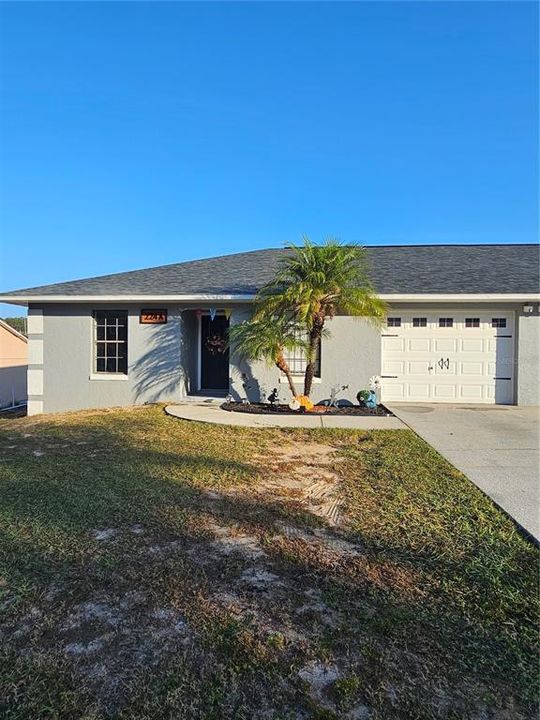 For Rent: $2,100 (3 beds, 2 baths, 1312 Square Feet)
