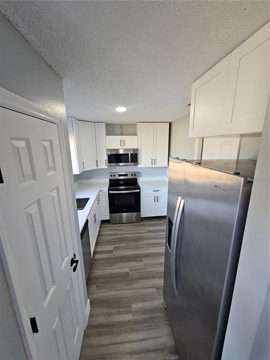 For Rent: $2,100 (3 beds, 2 baths, 1312 Square Feet)