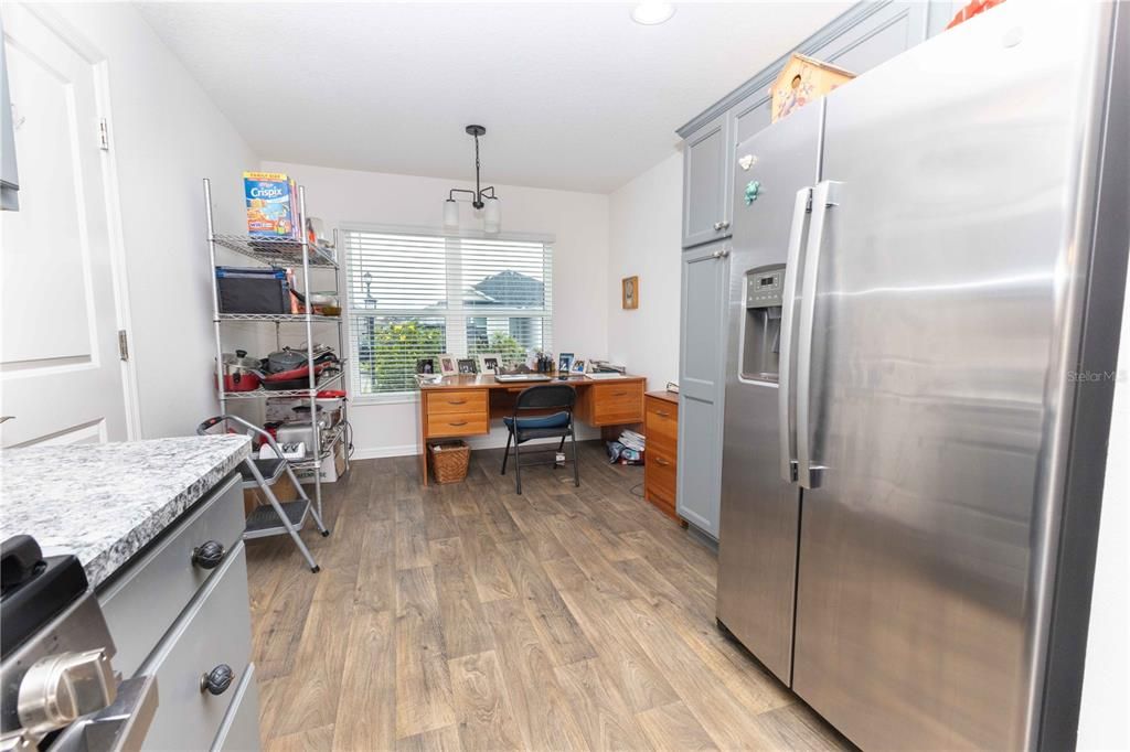 For Sale: $449,000 (3 beds, 2 baths, 1611 Square Feet)