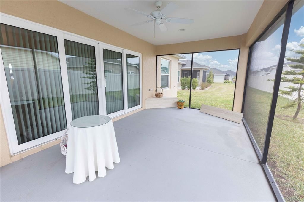 For Sale: $449,000 (3 beds, 2 baths, 1611 Square Feet)