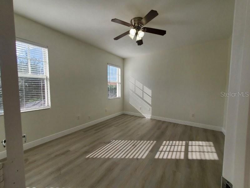 出租: $1,375 (2 贝兹, 2 浴室, 1586 平方英尺)