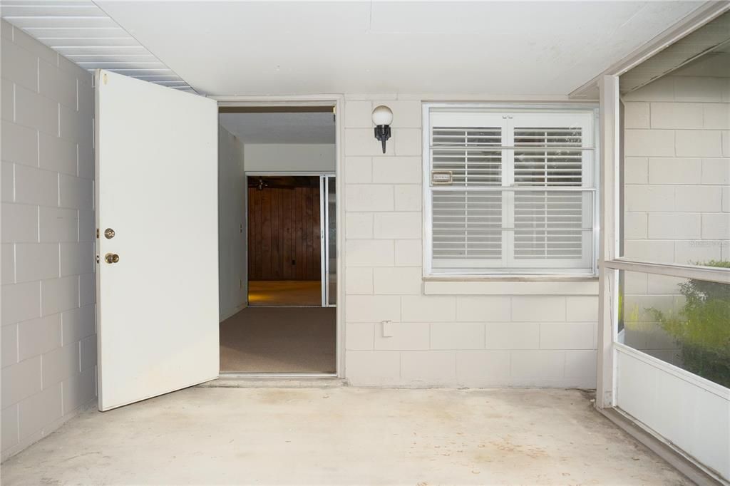 For Sale: $820,000 (4 beds, 2 baths, 2722 Square Feet)