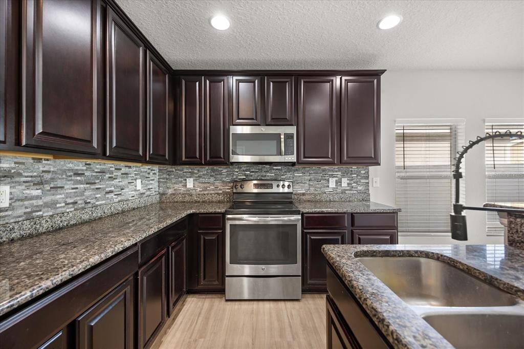 En Renta: $2,500 (3 camas, 2 baños, 1899 Pies cuadrados)