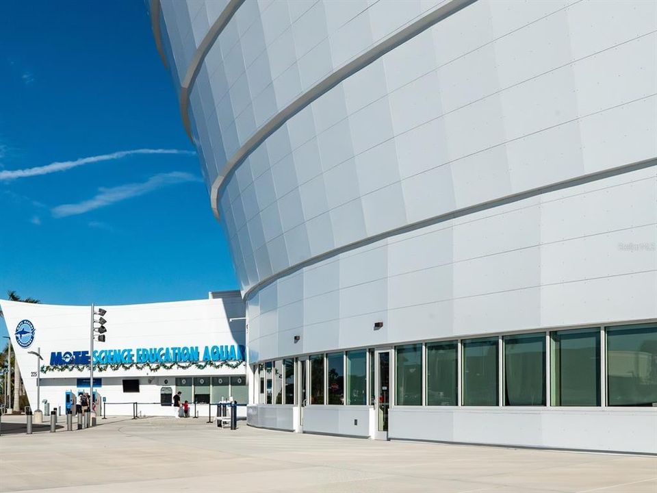 For Rent: $5,500 (3 beds, 2 baths, 1838 Square Feet)