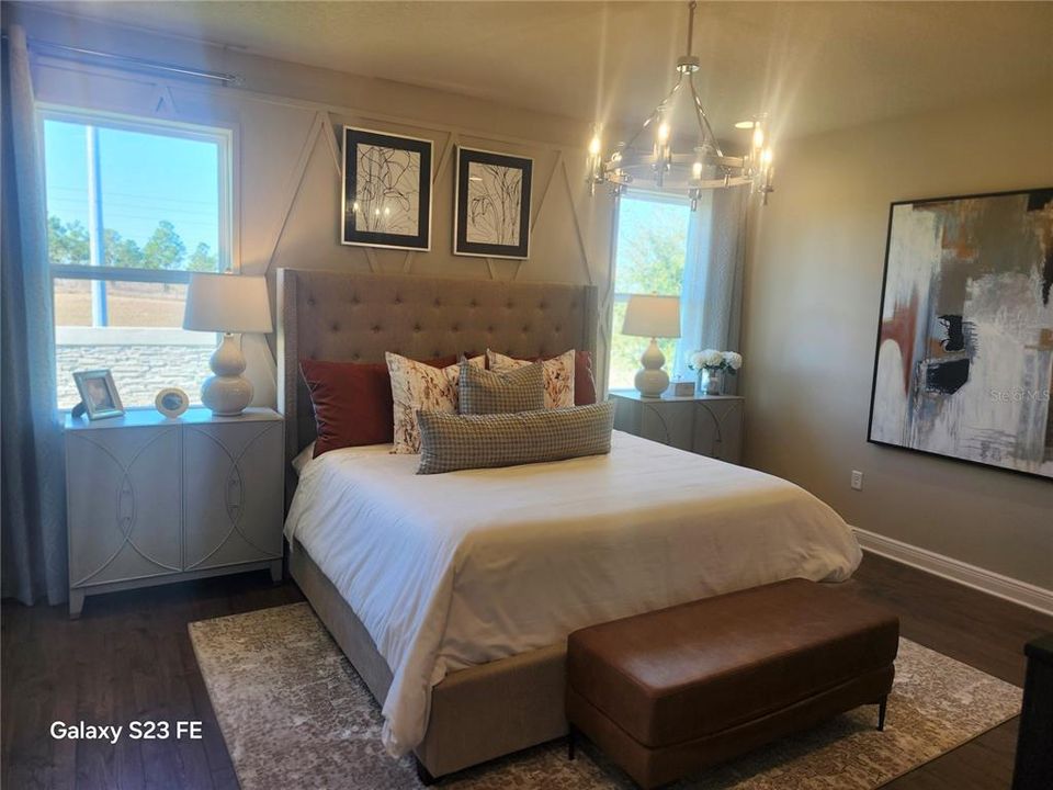 En Venta: $549,900 (4 camas, 3 baños, 2098 Pies cuadrados)